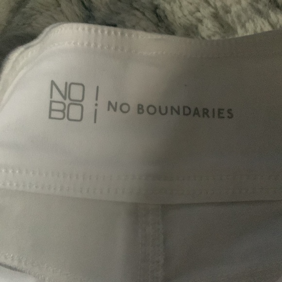 high rise size 0 white jean shorts - Picture 2 of 3